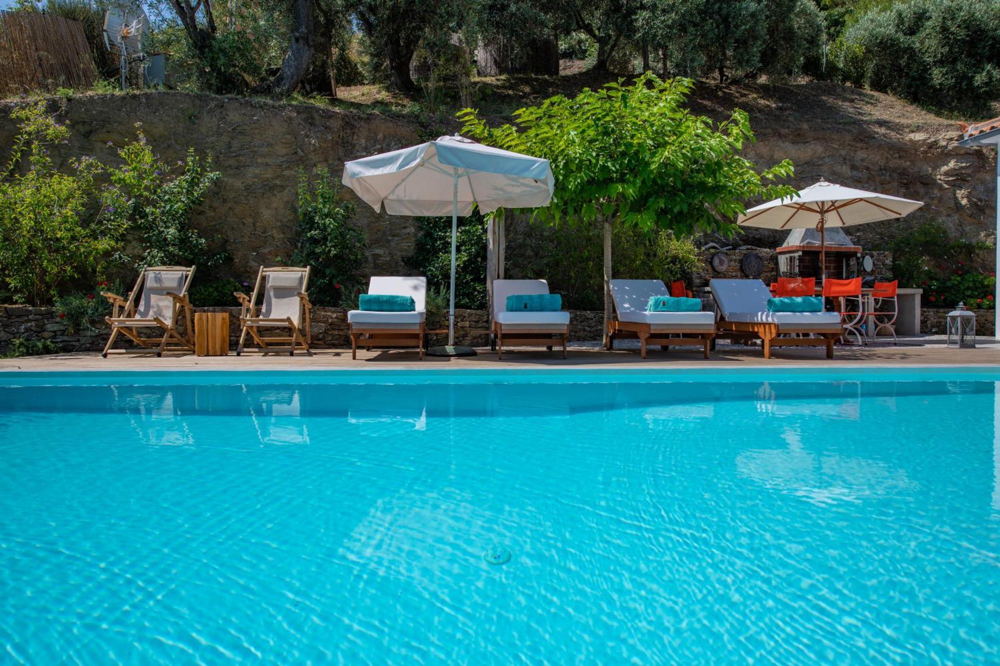 Avgi Villa Glossa
